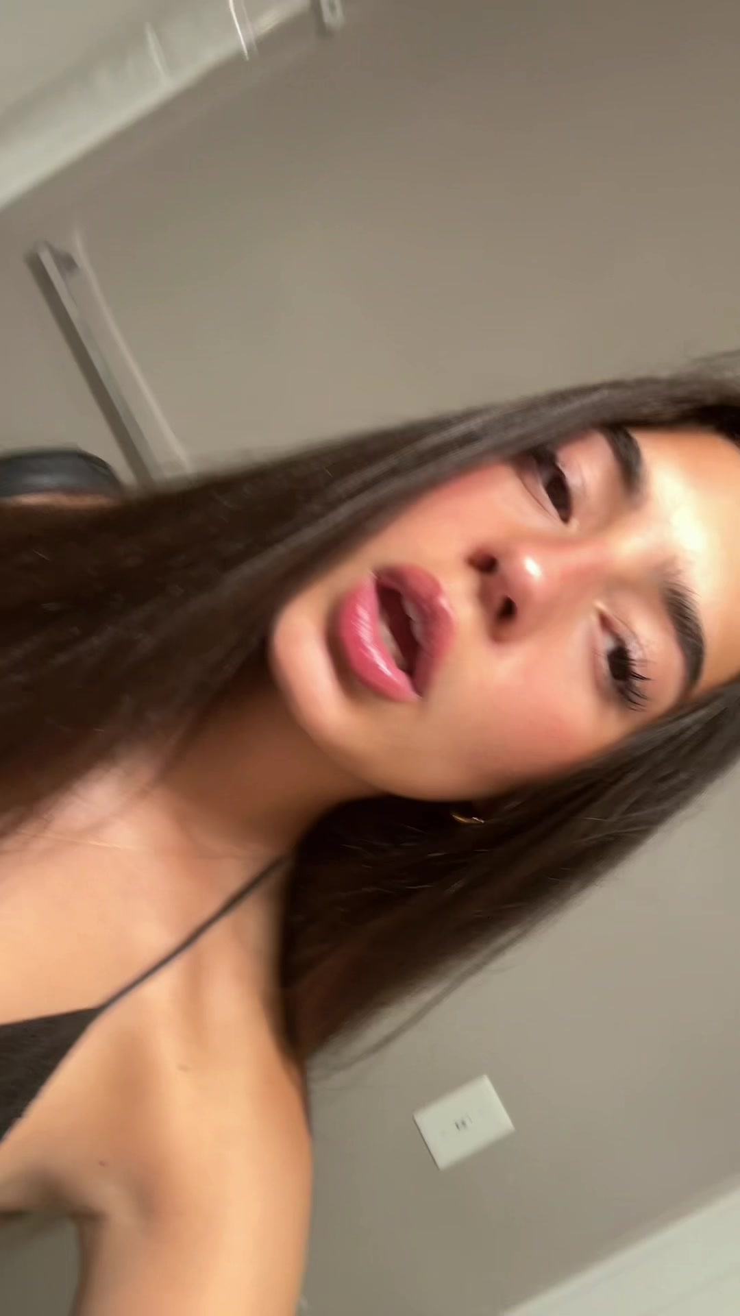 @livlovelaughe