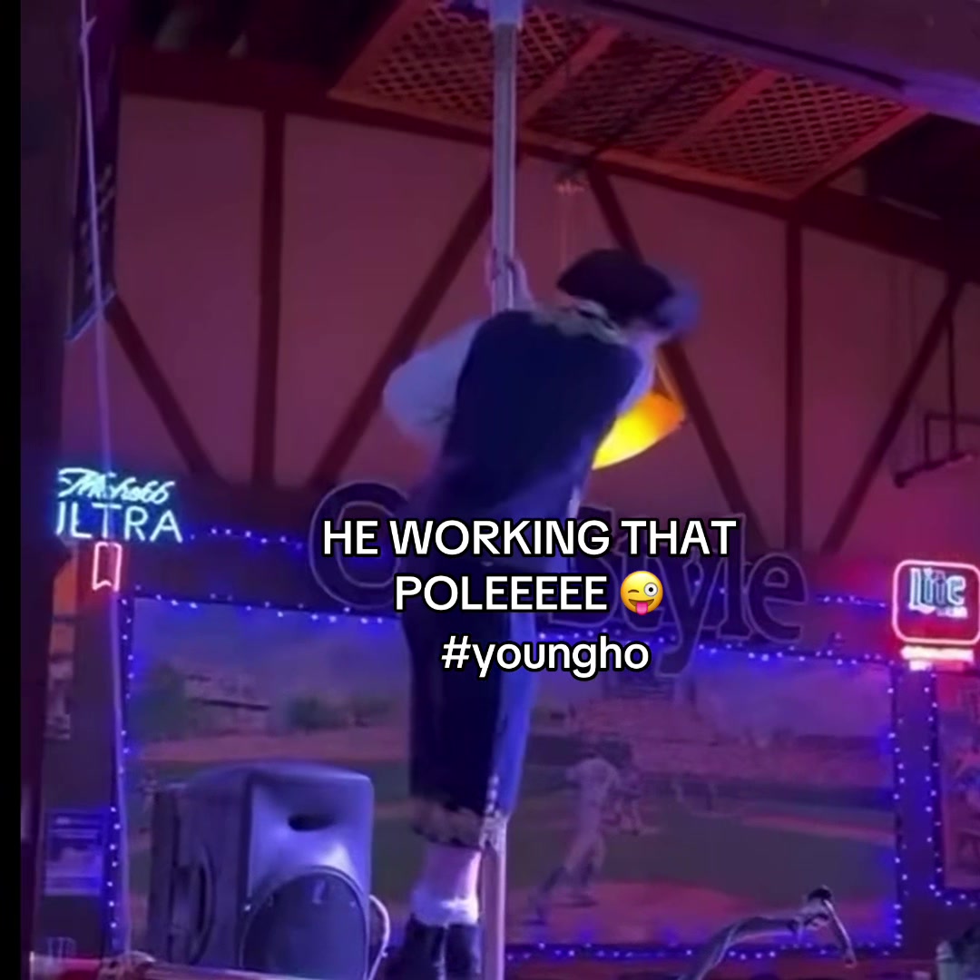 @Fillie 🦋🎧