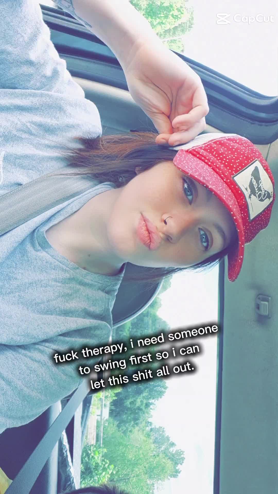 @BlueCollarBarbie 🤟🏻🖤🦝