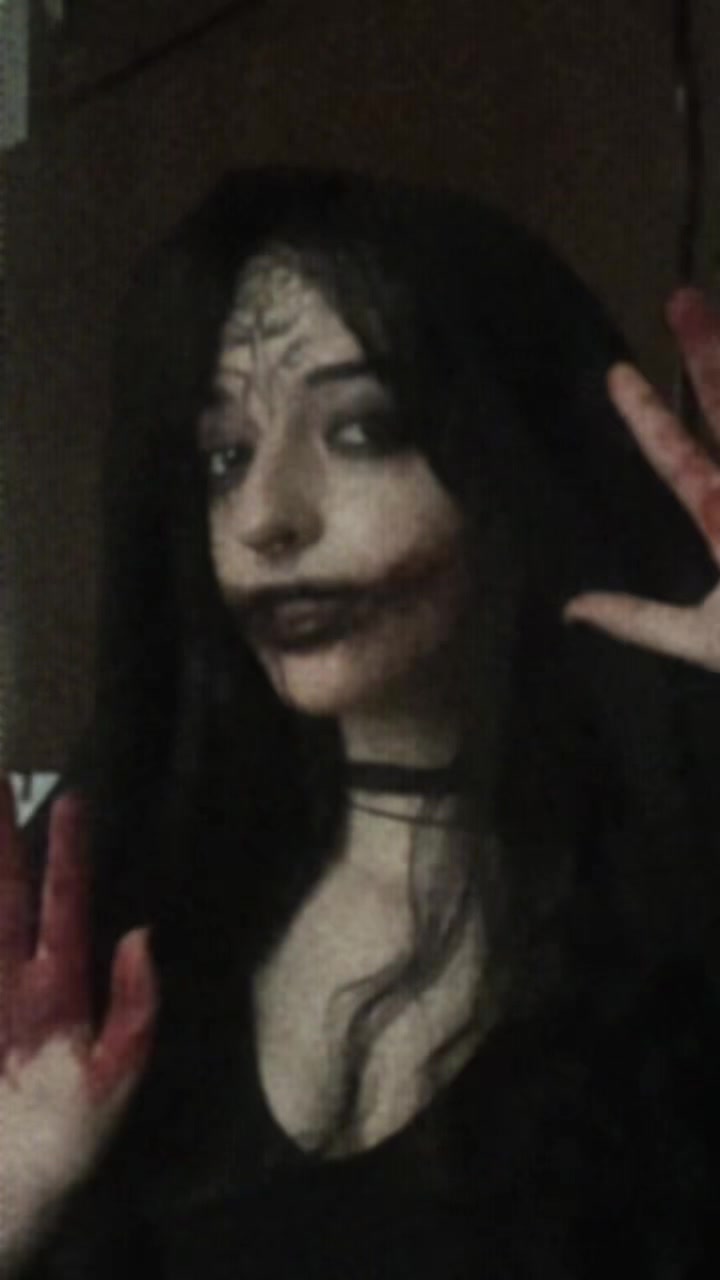 @Black hair ho ᶻ 𝗓 𐰁