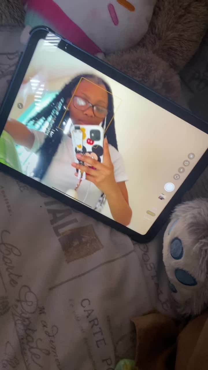 @PRETTYFACE.TRINITY.