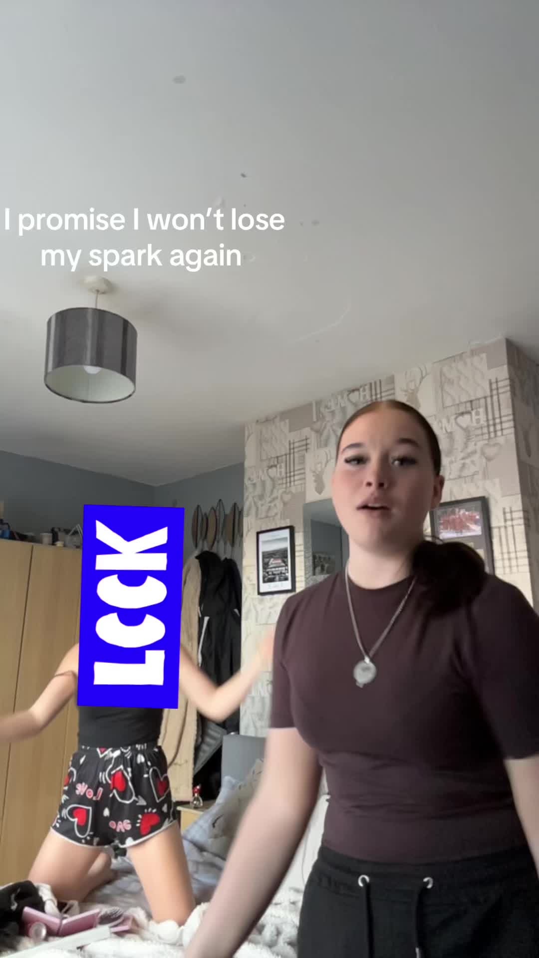@Lucynewell