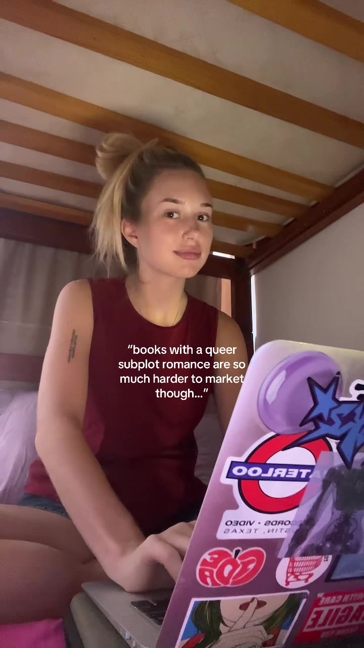 @presley | author 📚