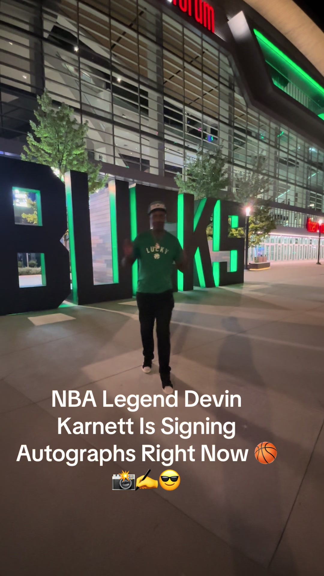 @🏀📸✍️😎