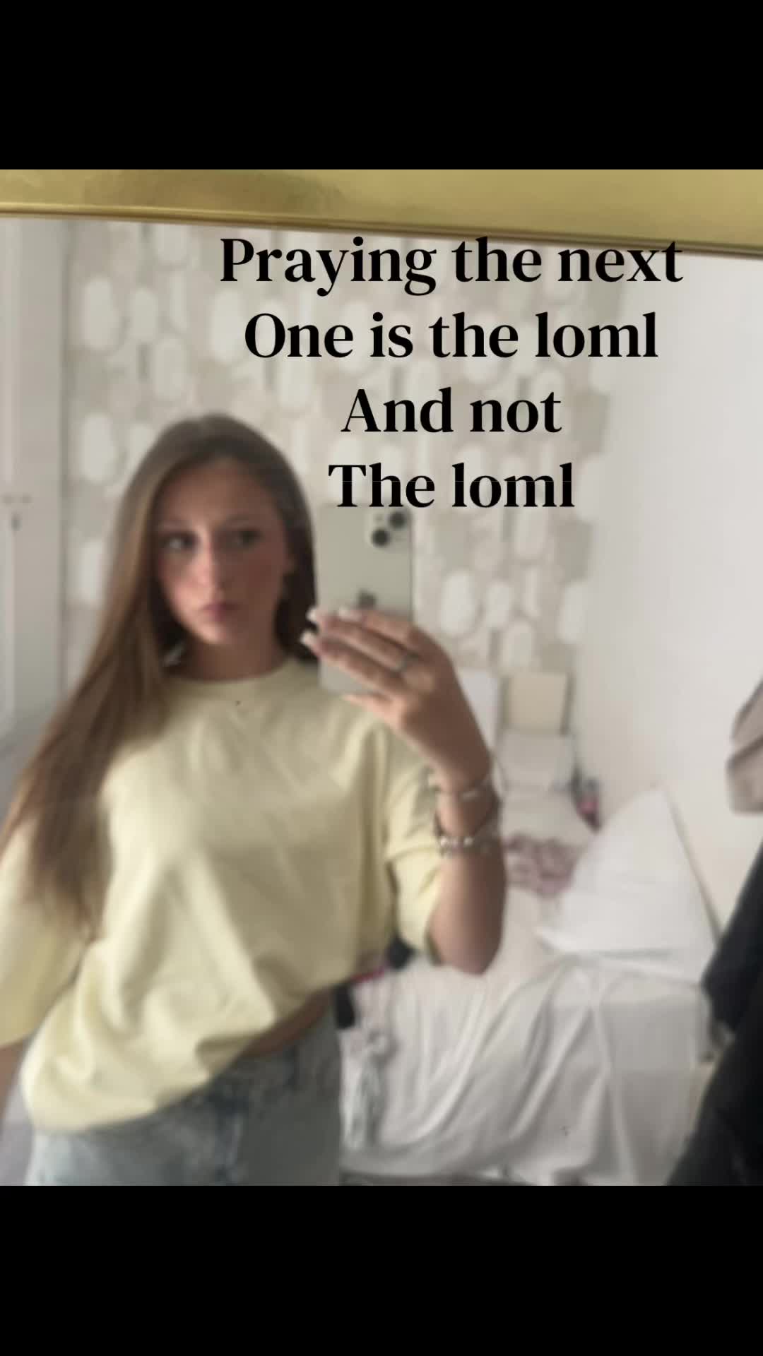 @𝐄𝐕𝐈𝐄𝐒 𝐒𝐏𝐀𝐌