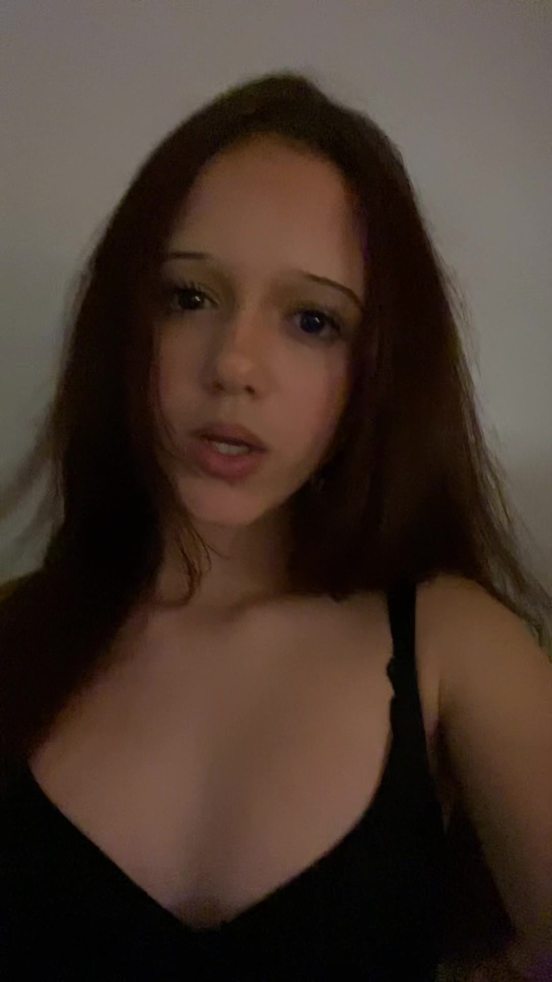 @🤷🏽&zwj;♀️
