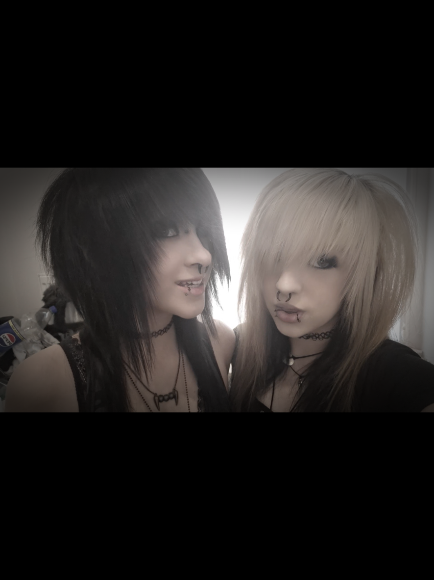 @☣︎ 𝔇𝔢𝔞𝔡𝔙𝔞𝔪𝔭 ☣︎