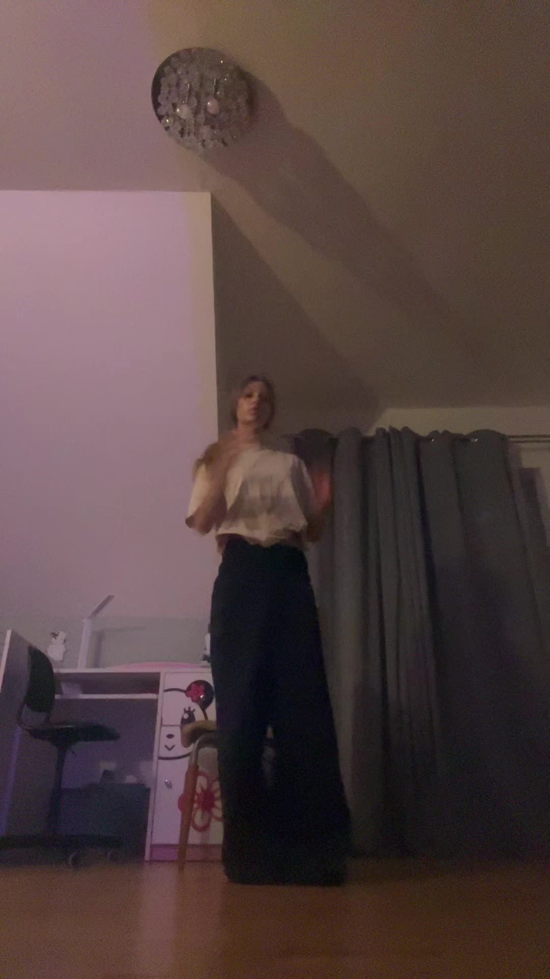 @𝓐𝓵𝔂