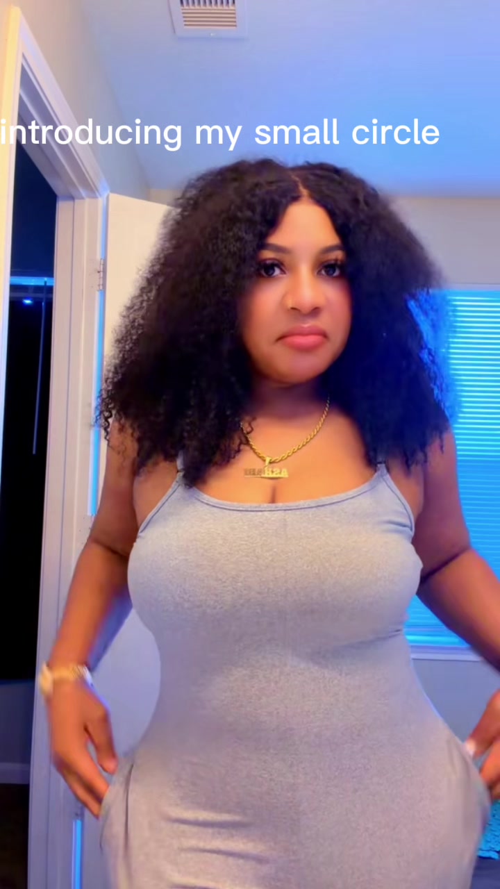 @LolaTokfinds