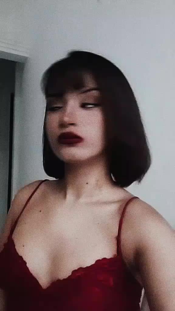 @Hillarykitten 🍒