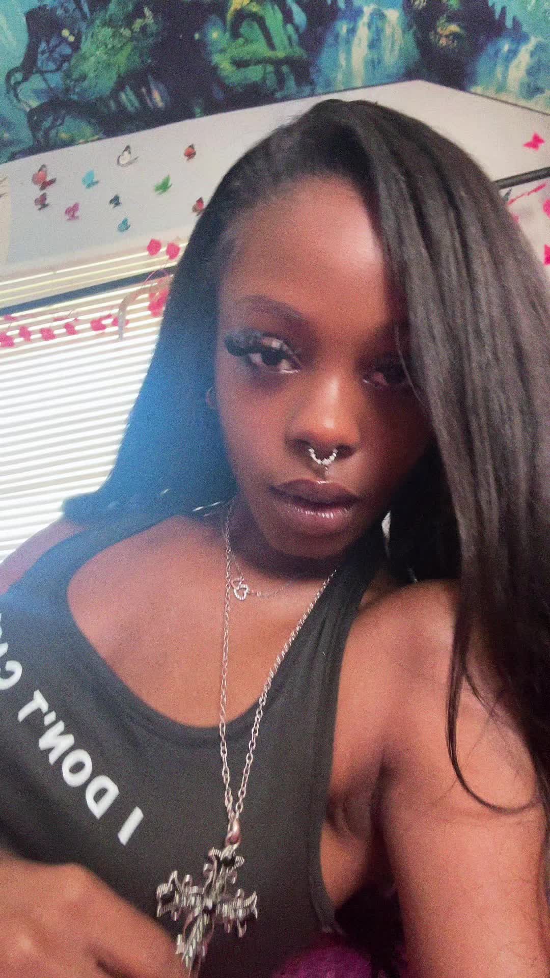 @Smack my a$$ like a drum 🥁