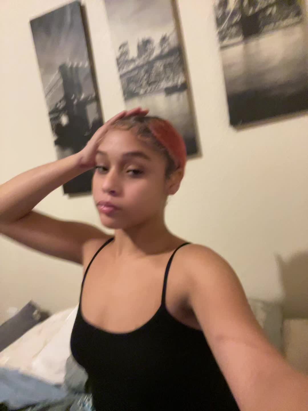 @Aniyah D