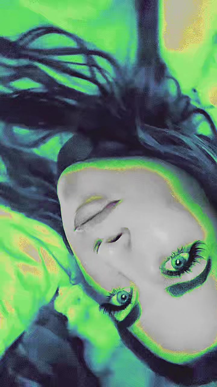 @Green 🐍 Eyes