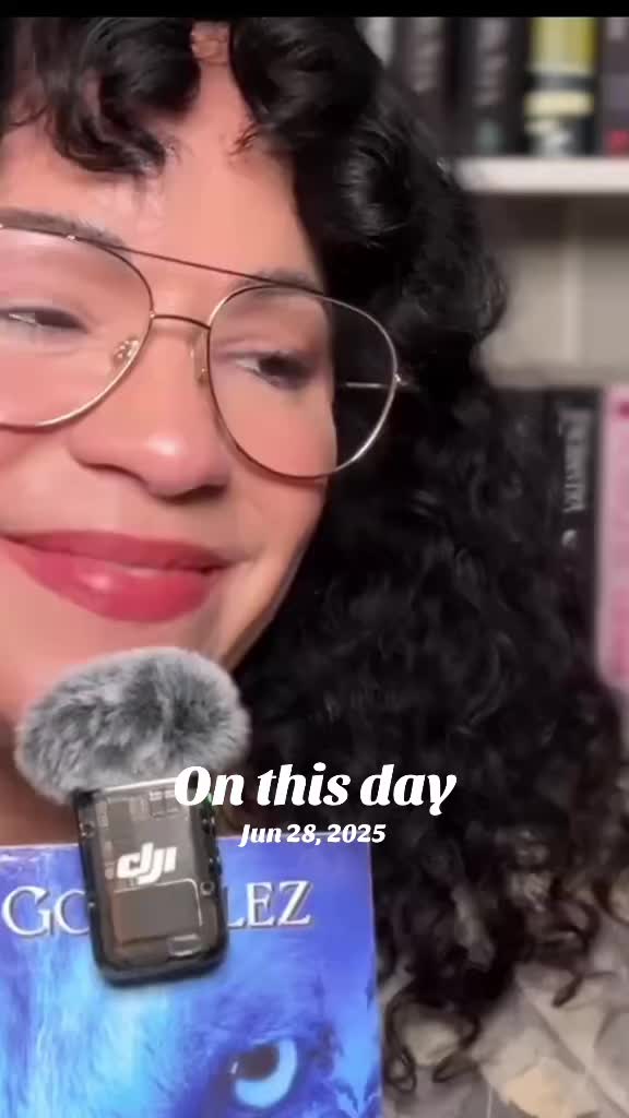 @Brenda | BookaholicHaBits