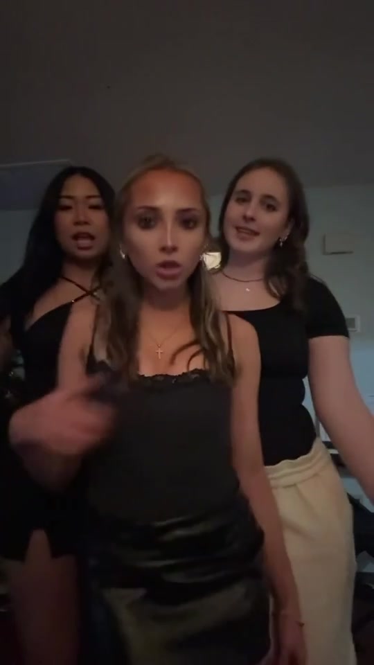 @Lily