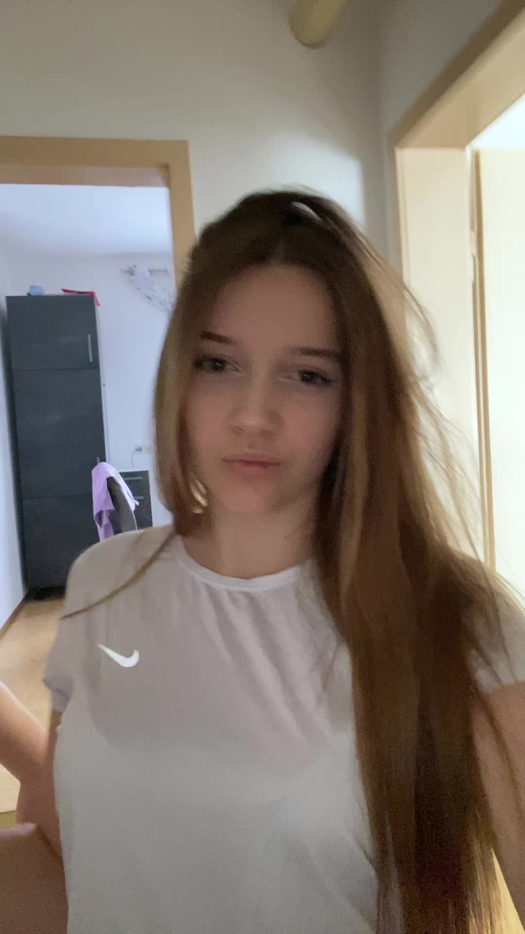 @lanaa🧟♀️