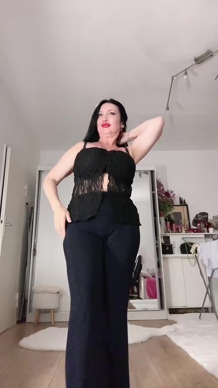 @Lara