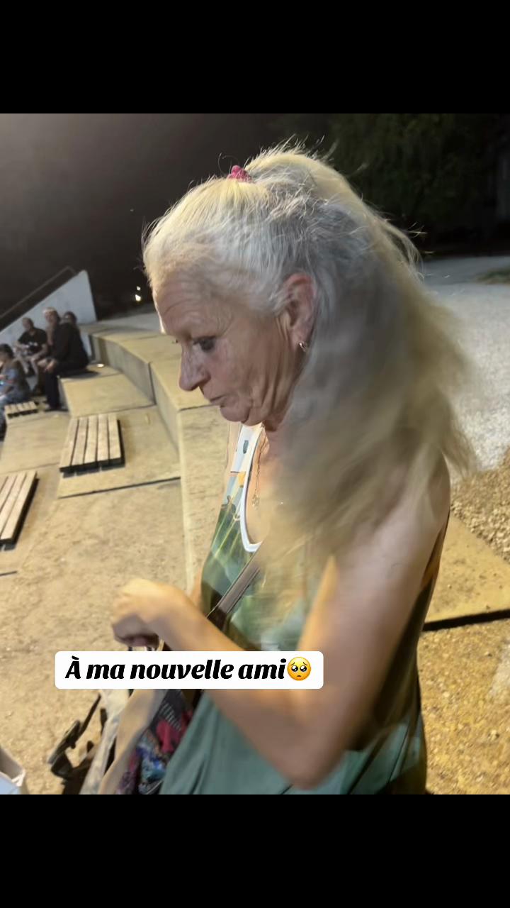 @M0£