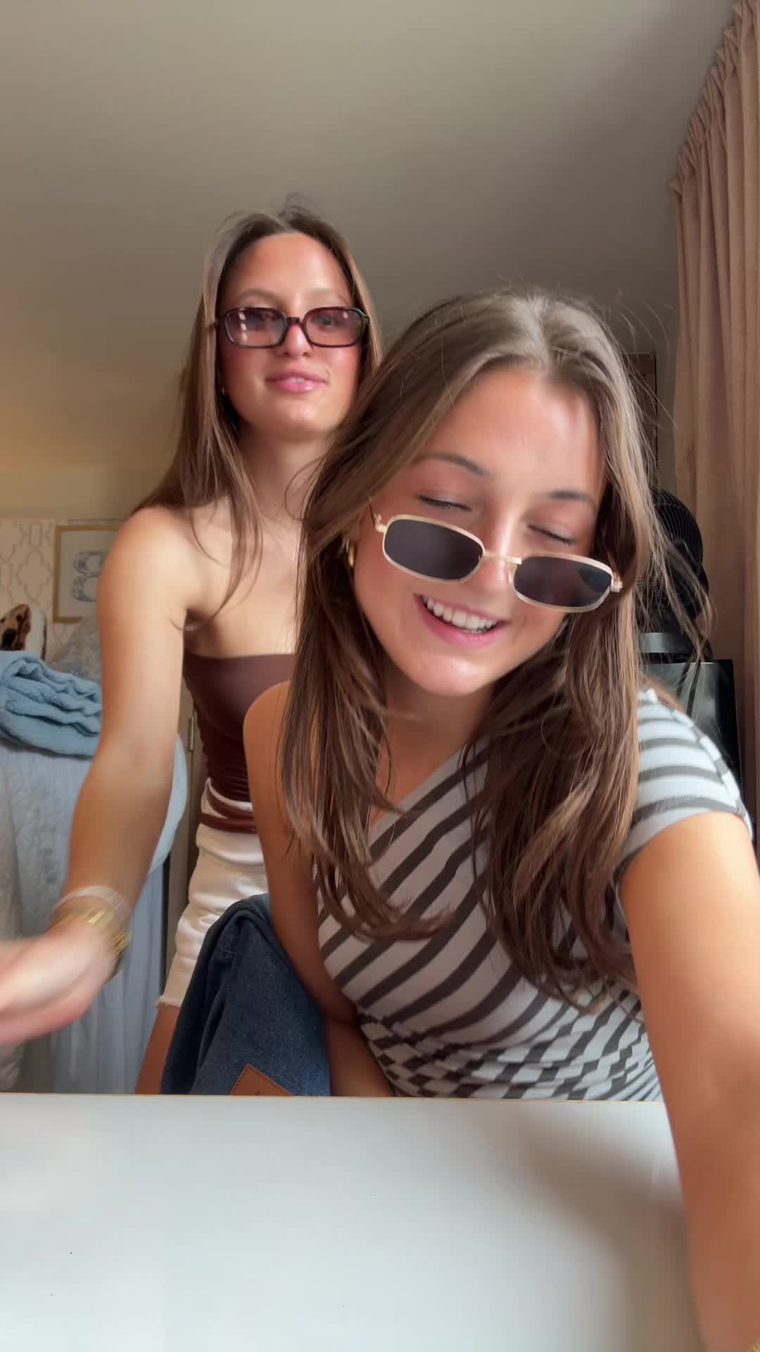 @Eva