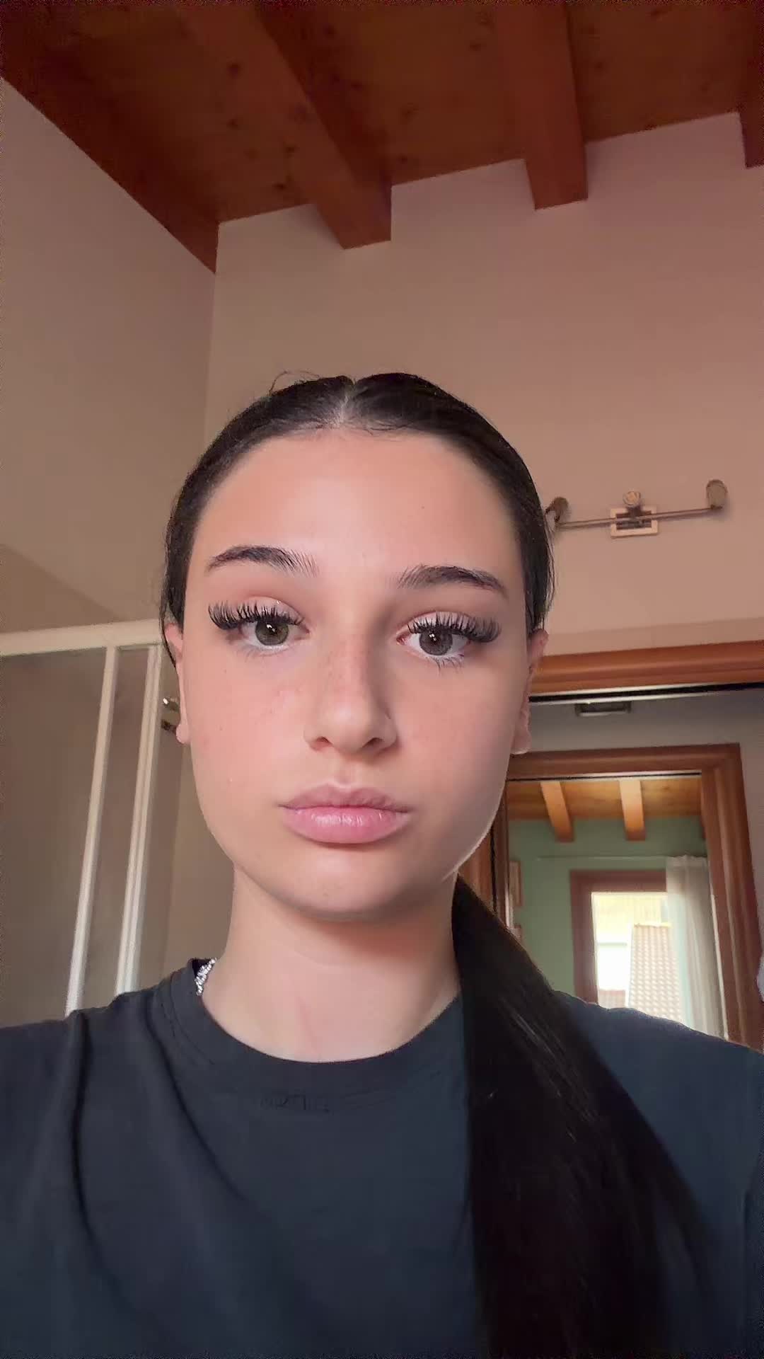 @elisaAAAA