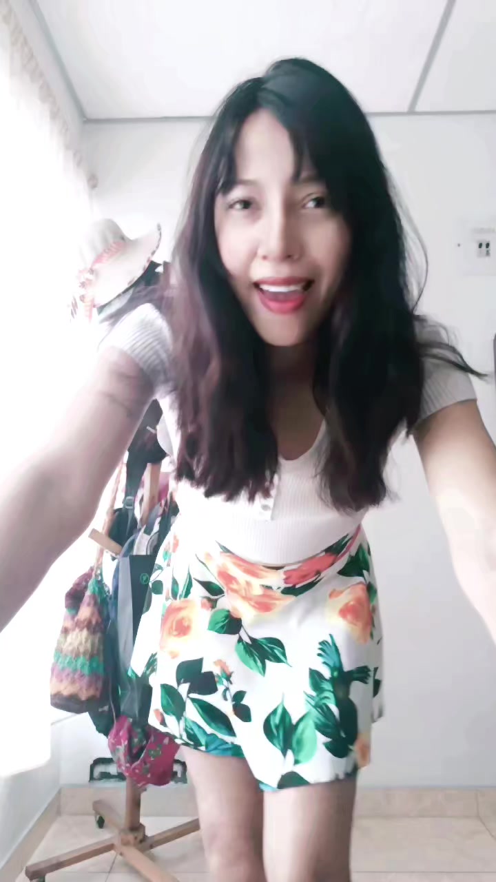 @AdriRainboworld 🌈✨
