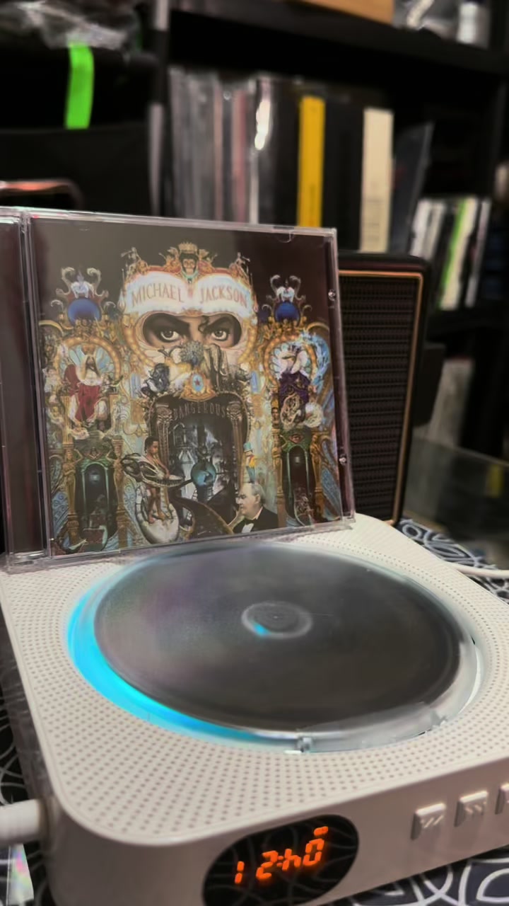 @Sabrul_💿records💿