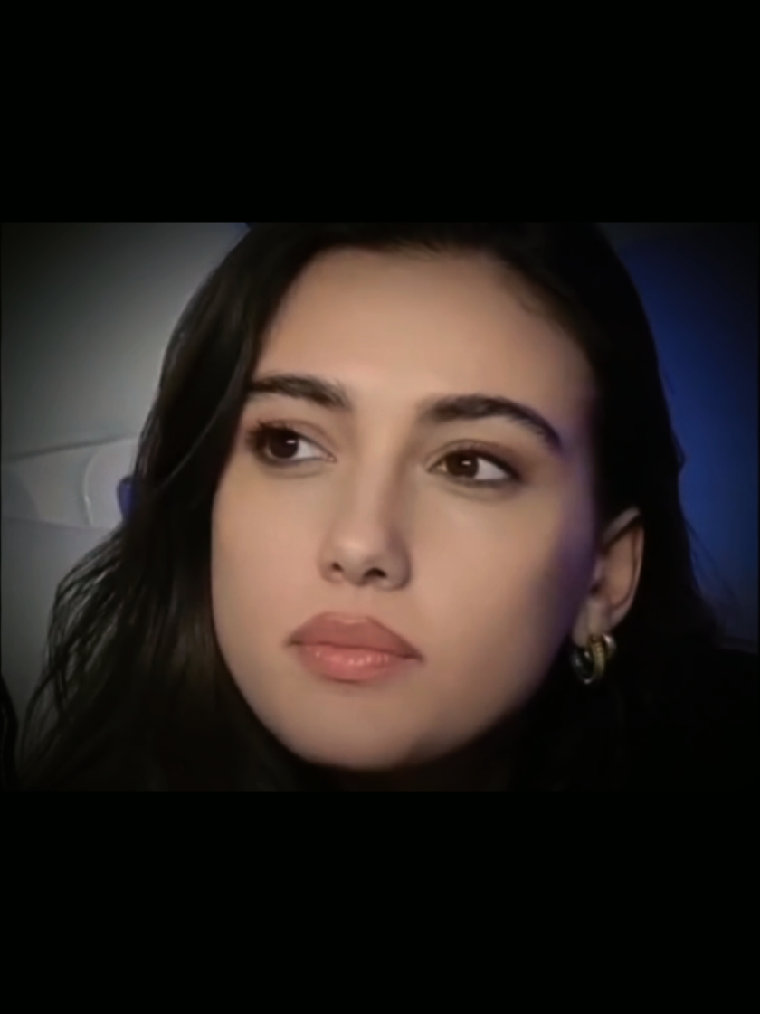 @𝕄𝕒𝕣𝕚𝕖-𝕃𝕒𝕦𝕣𝕖