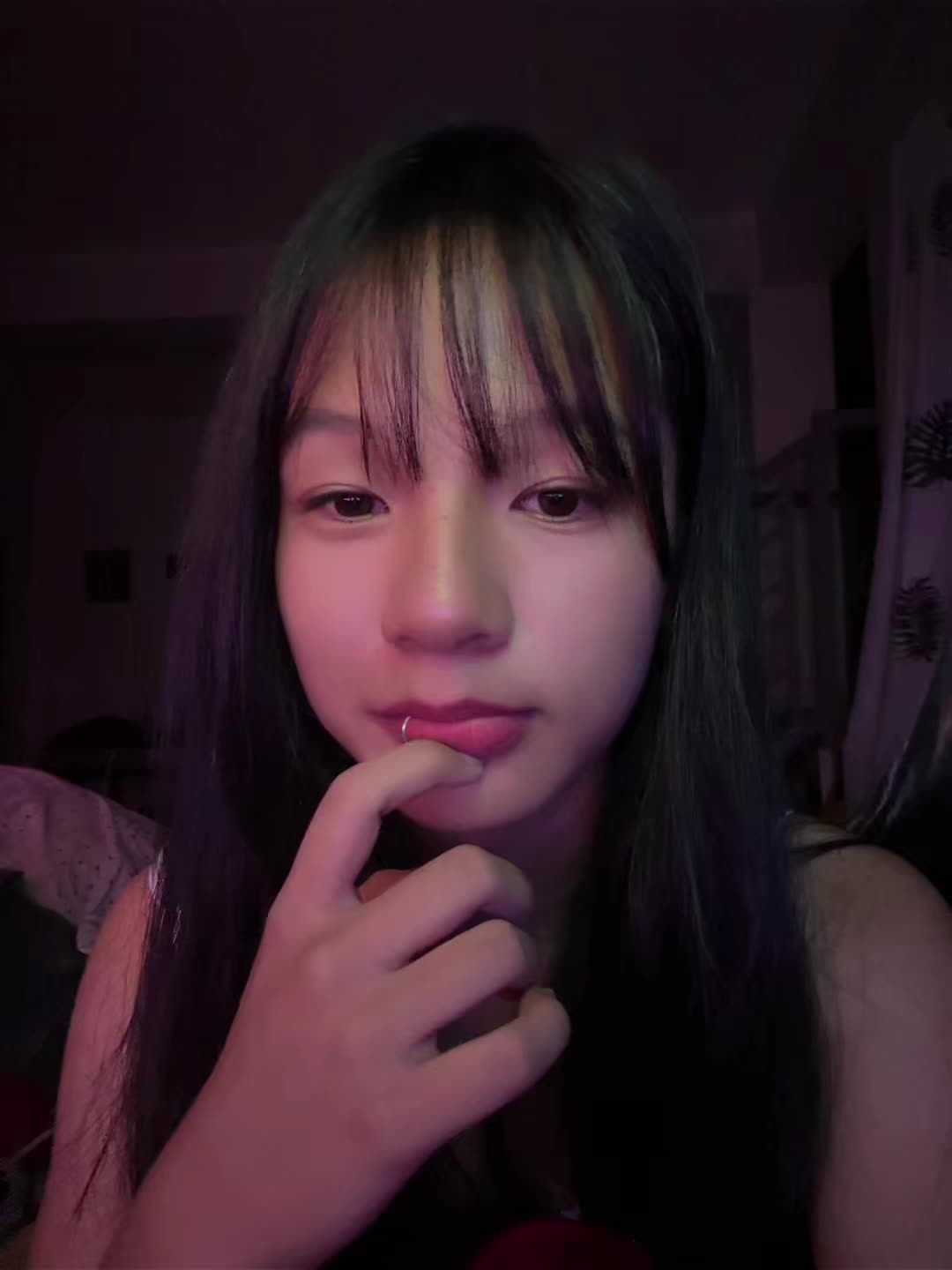 @litchownie.