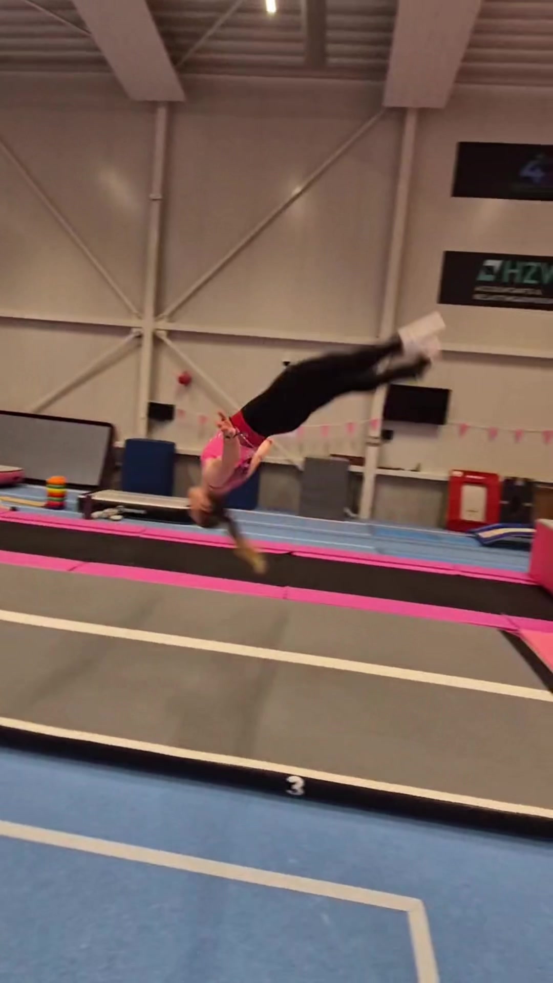 @Rachell 26K🤸♀️💖