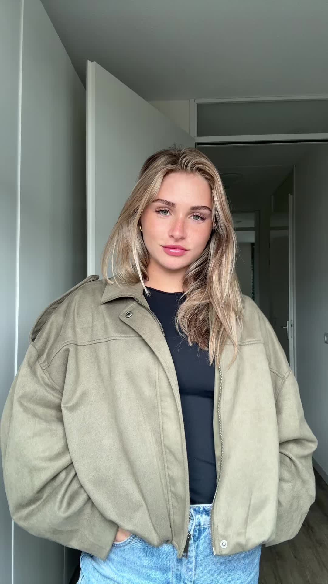 @NAOMI VAN EEREN