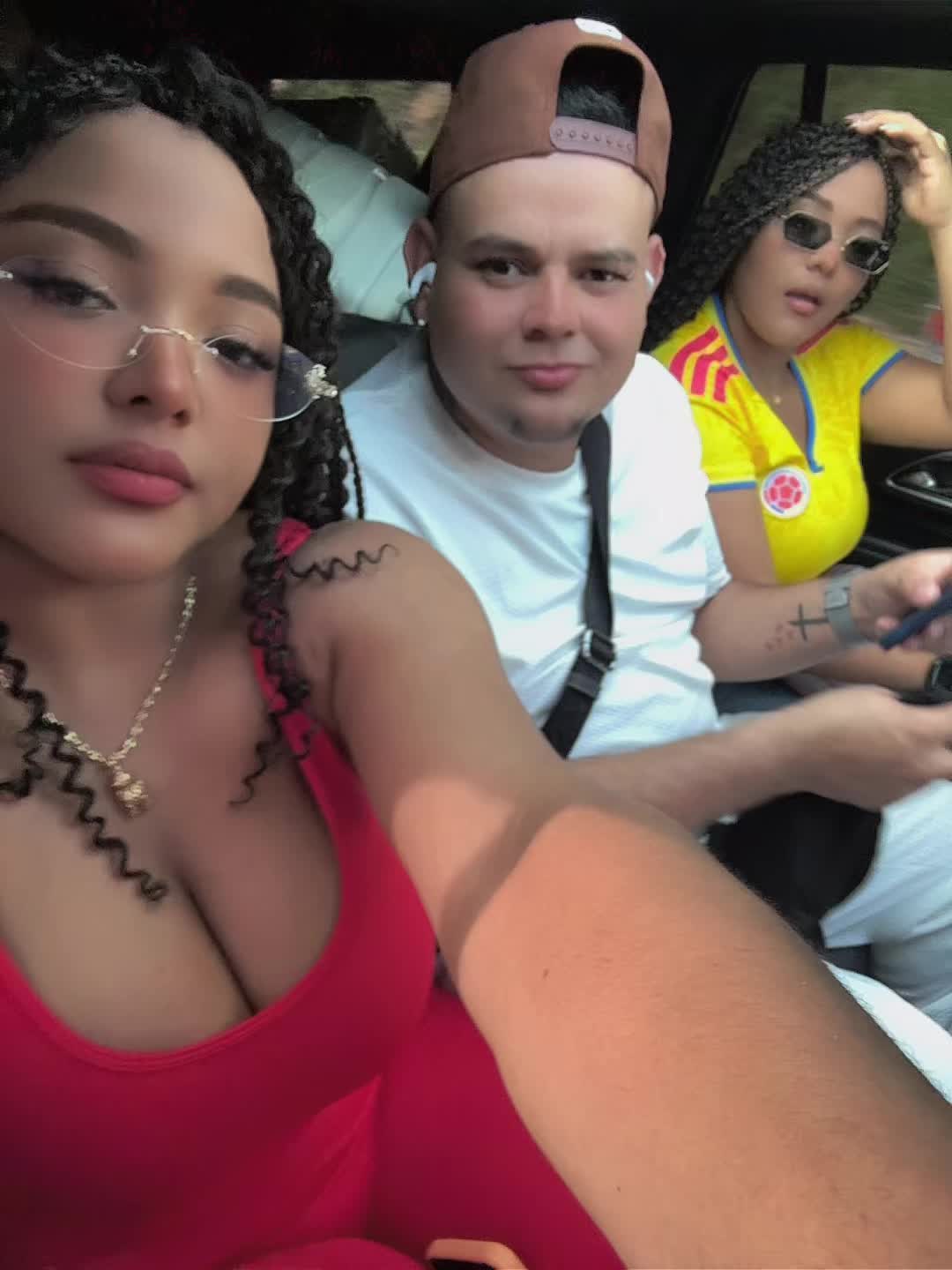 @Gemelas Estrada 💎