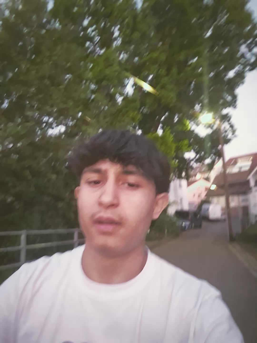 @&sup1;&sup3;⁰&sup1;🇬🇷
