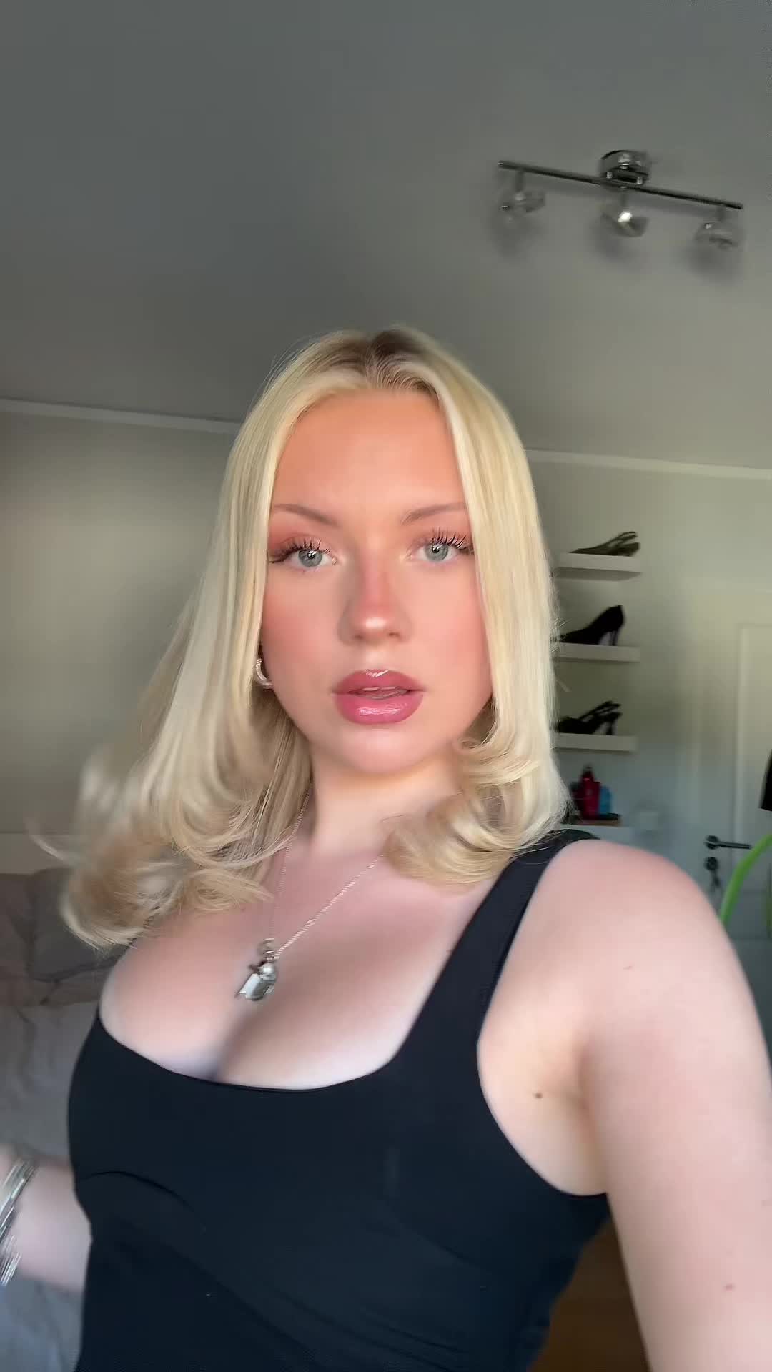 @𝐋𝐚𝐫𝐚