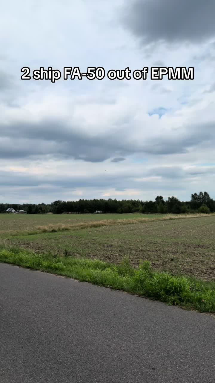 @🛫( T_T)