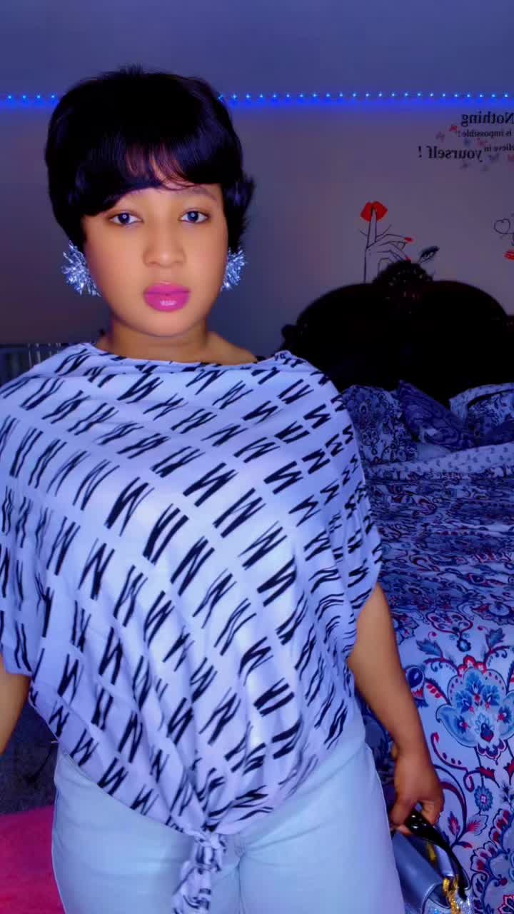 @Mumyans 😍👅😋❤️💋