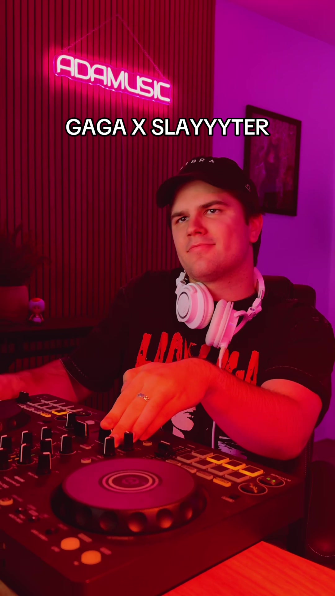 @Adamusic