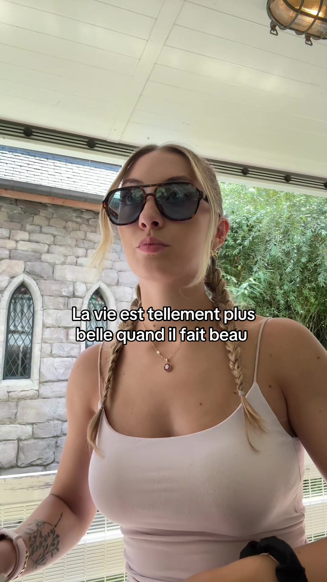 @Elodie✨