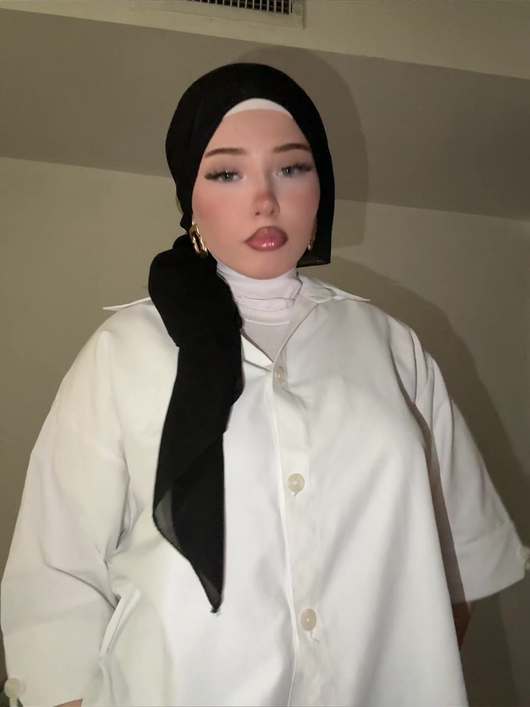 @سارا
