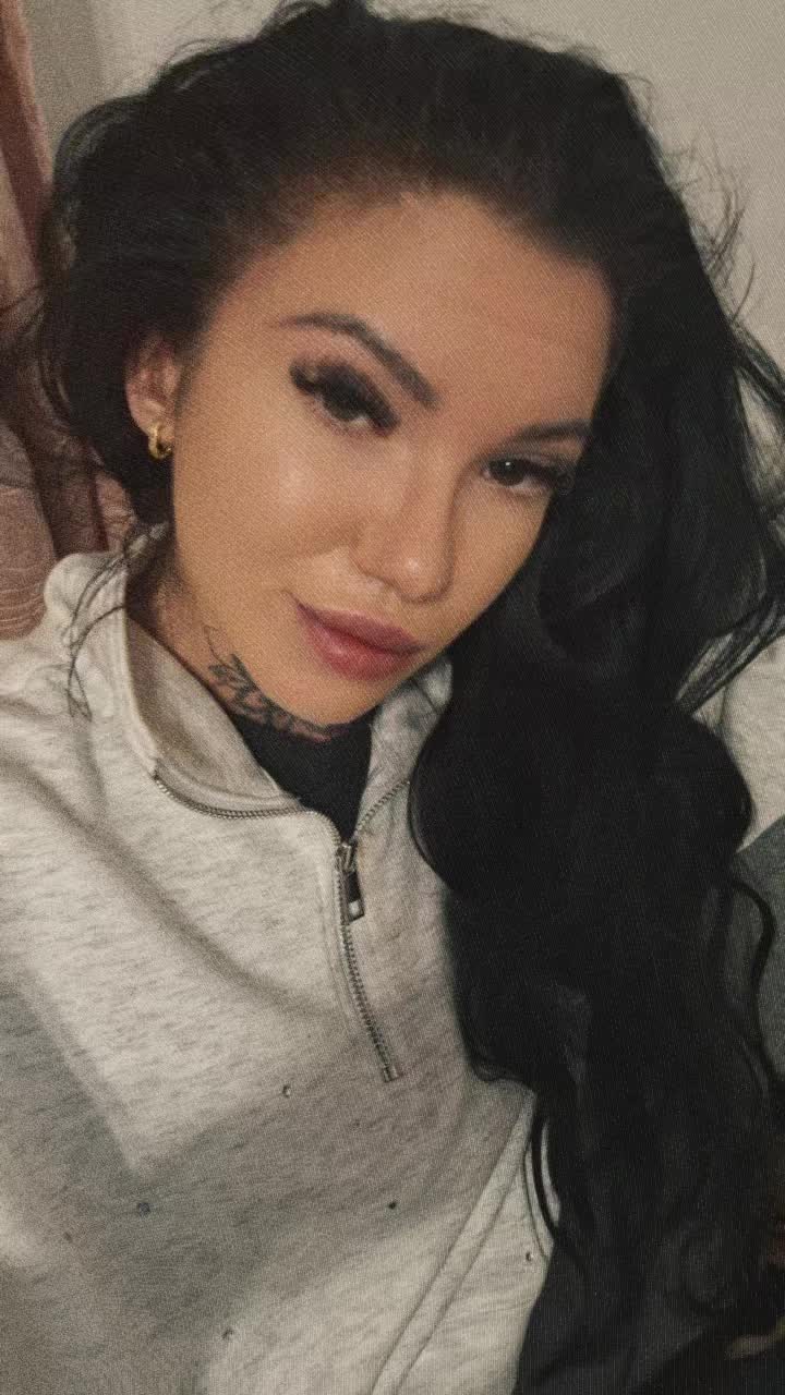 @Karolina Strehlau566