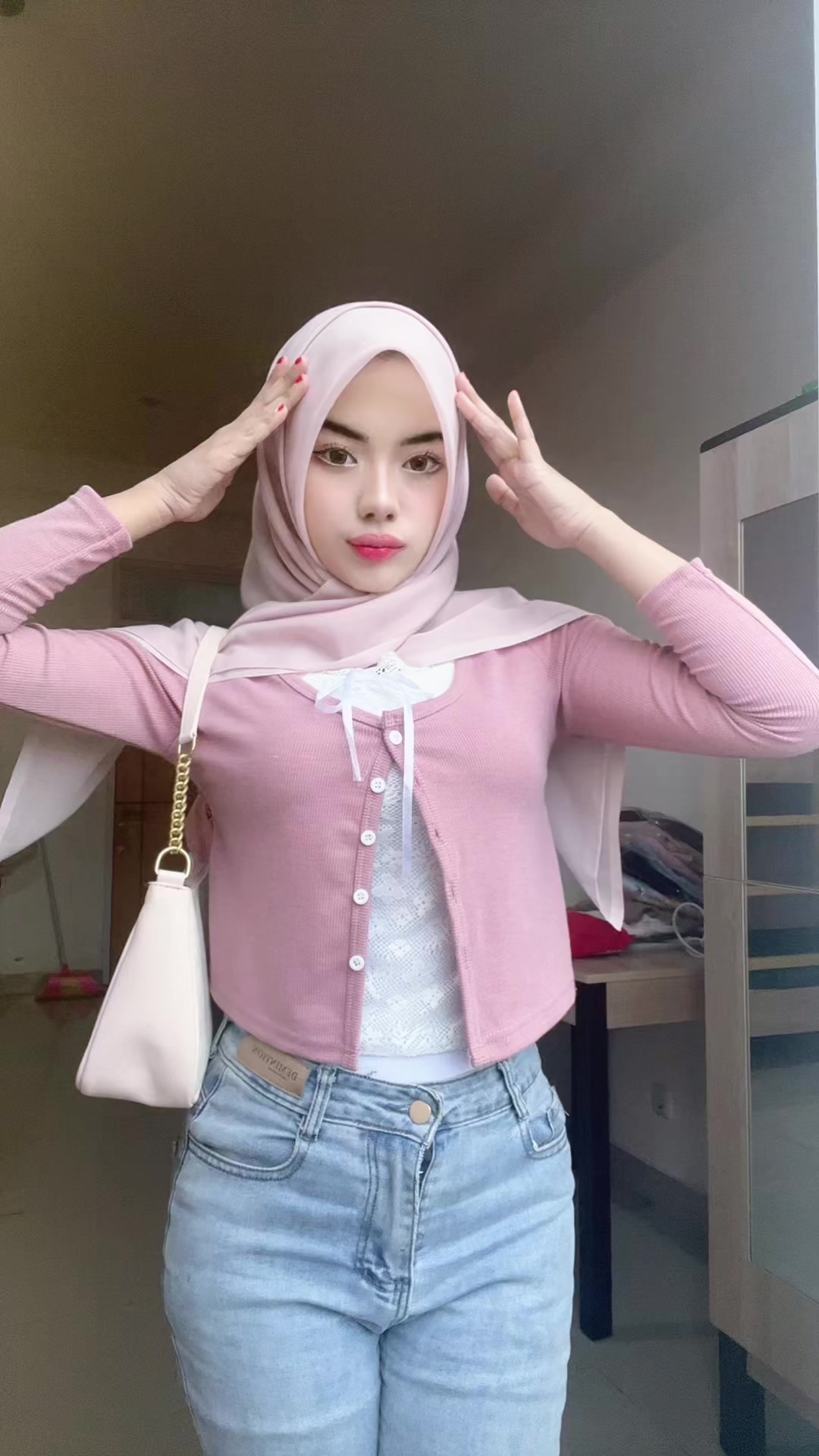 @latifahmhdr