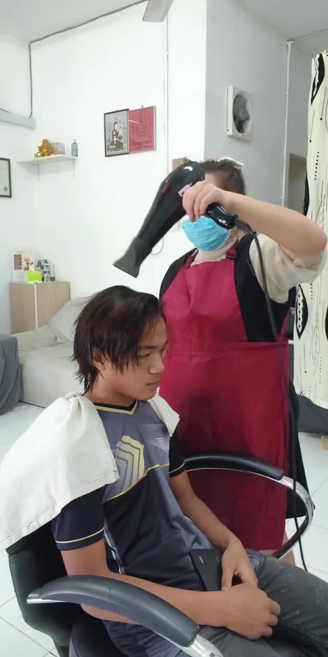 @evonsalon_evon