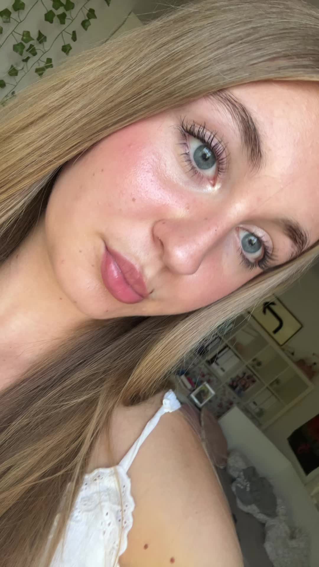 @𝓶𝓪𝓭𝓮𝓵𝓮𝓲𝓷𝓮 💫