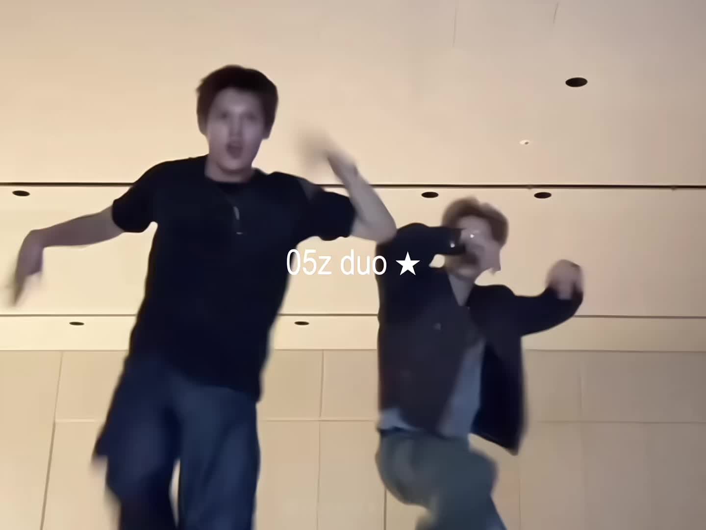 @monange メ