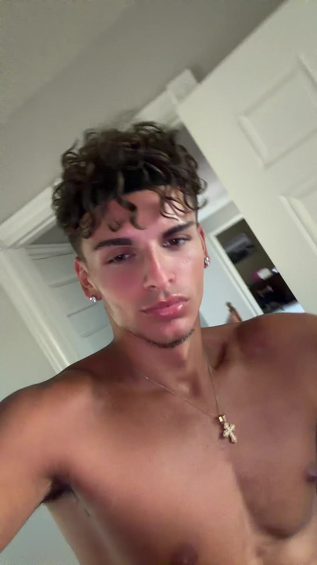@chris.nikoo