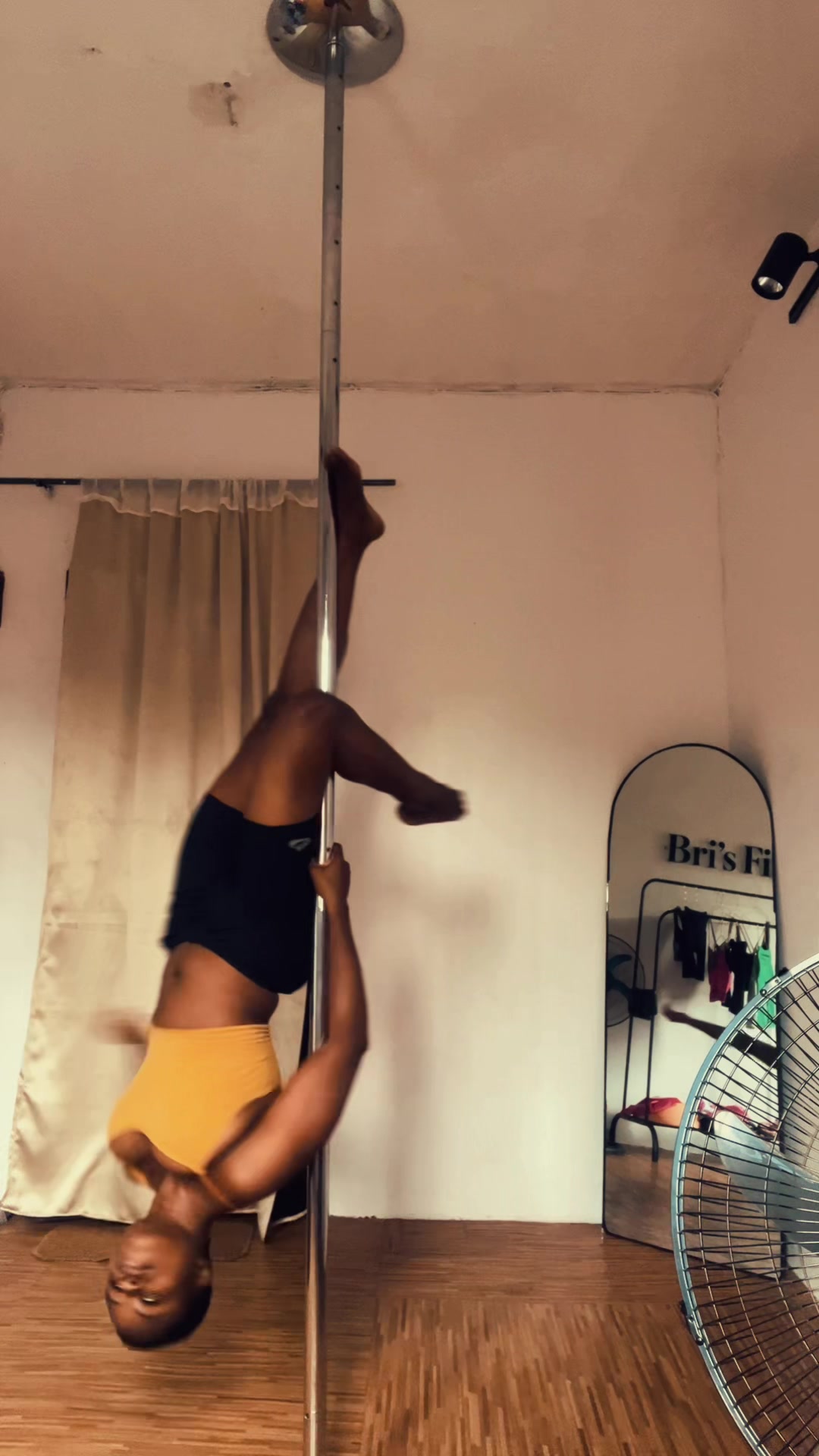 @Briana | Pole Artist 🇳🇬