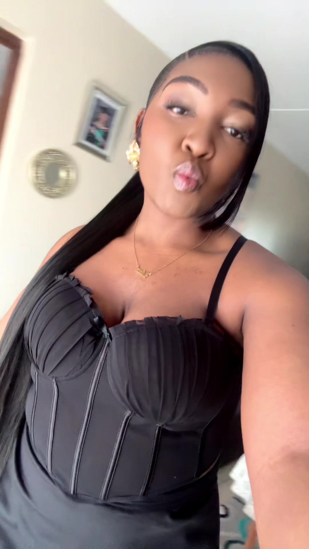 @Ntombi🤗