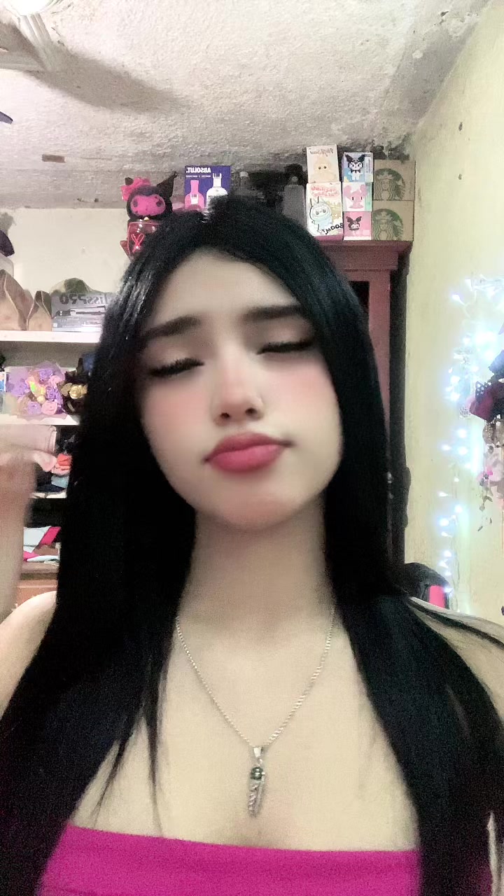 @🧔🏻♀️