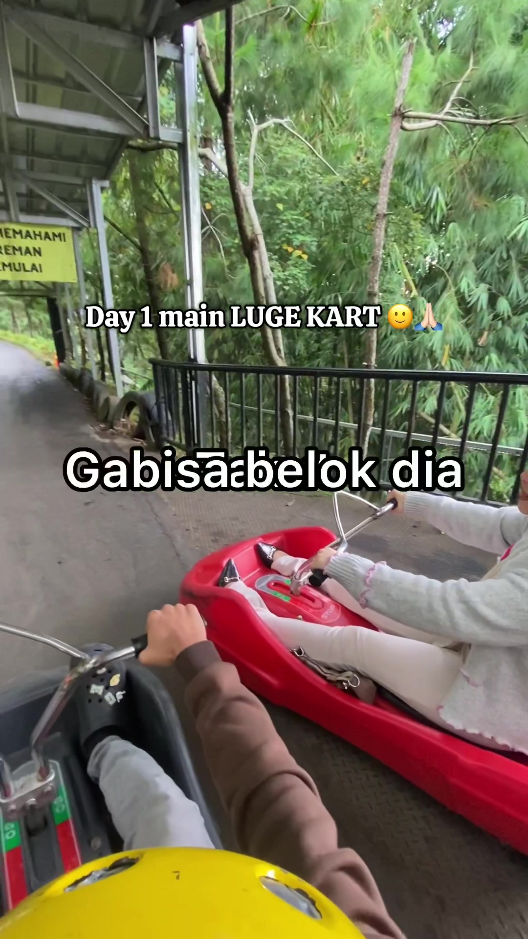 @Thiaraaapss