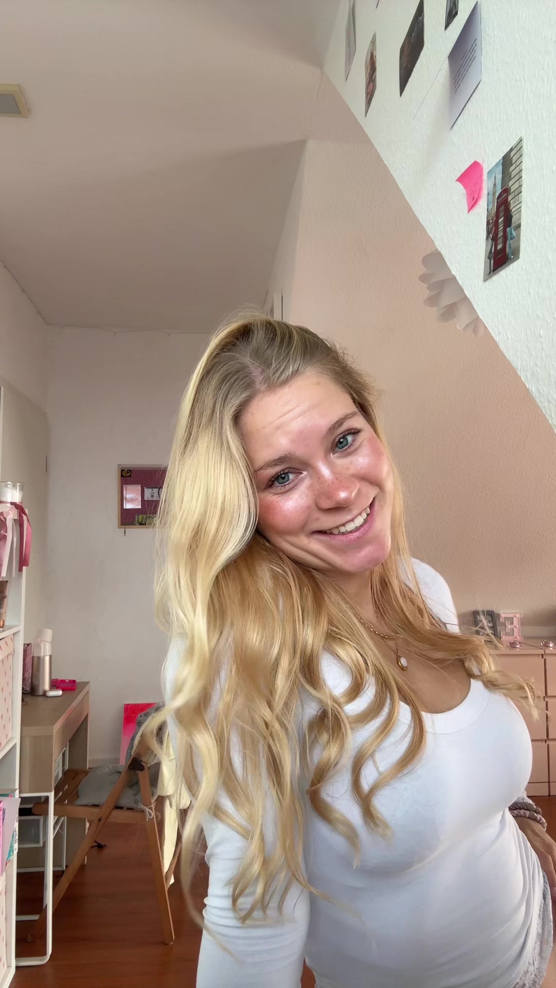 @Emmi⭐️