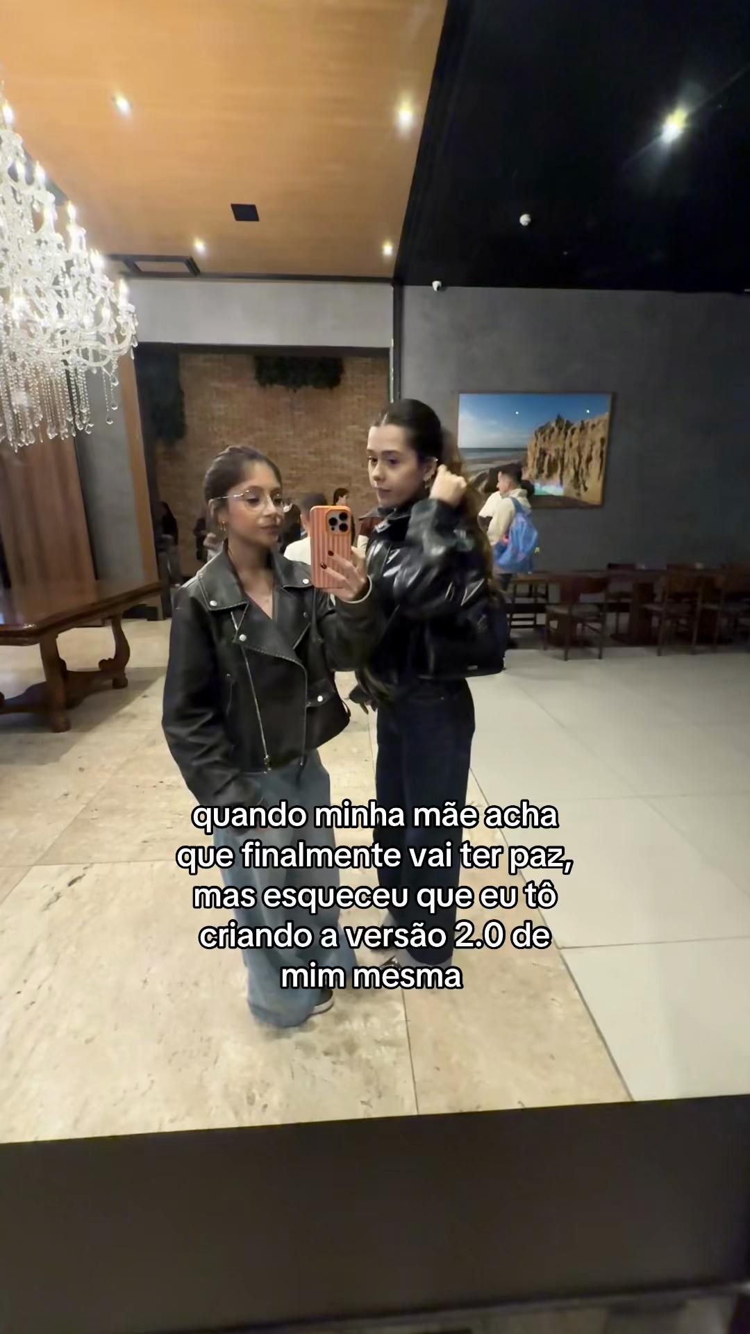 @isabella